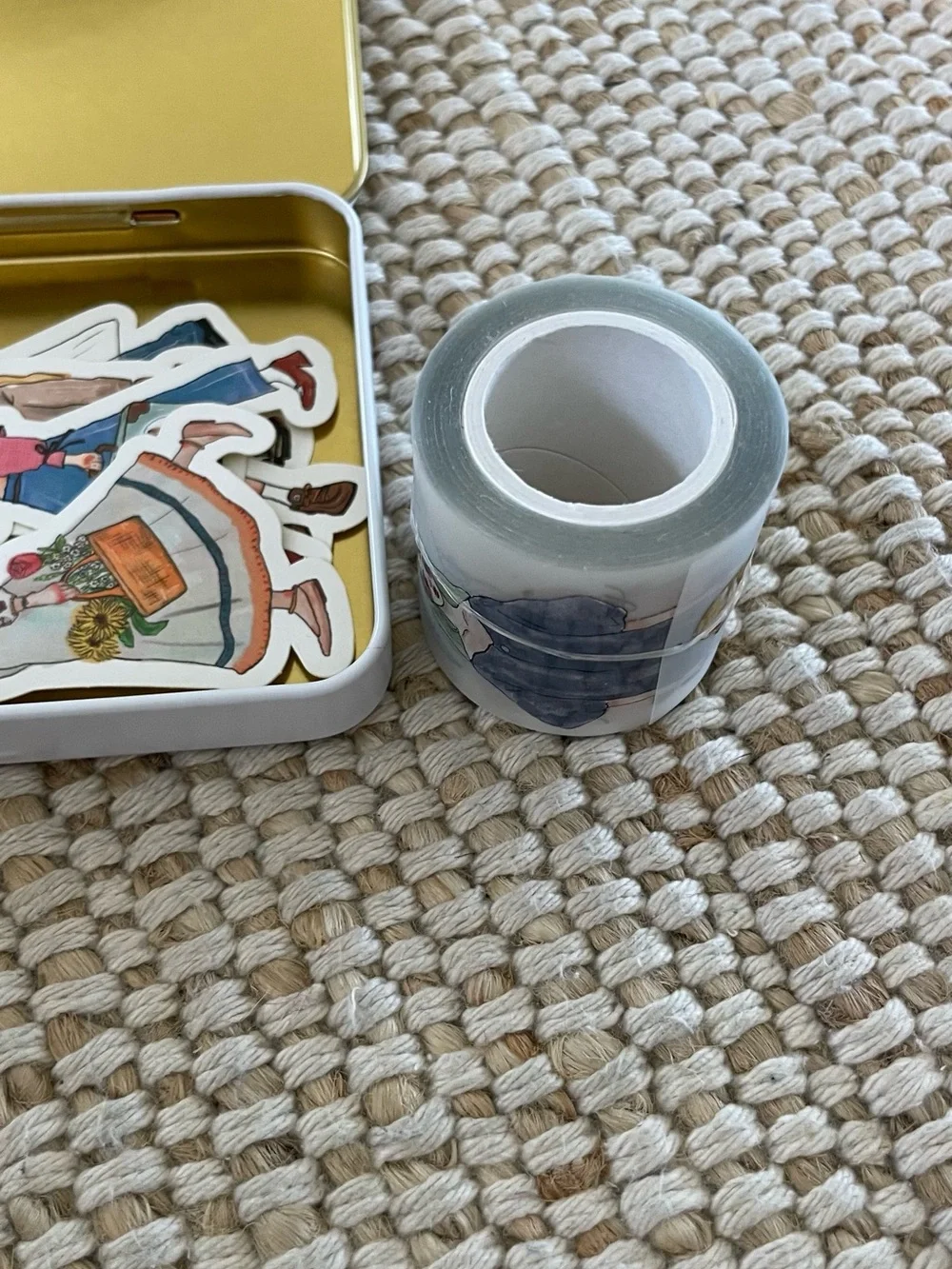La dolce vita Decorative Washi Tape and Tin Set - Multicolor